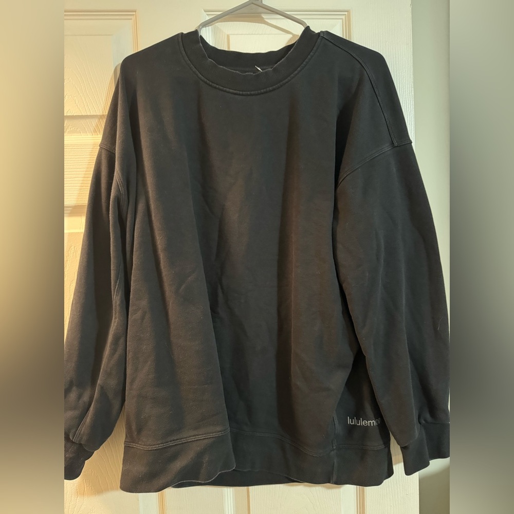 Perfectly oversized crew- 10